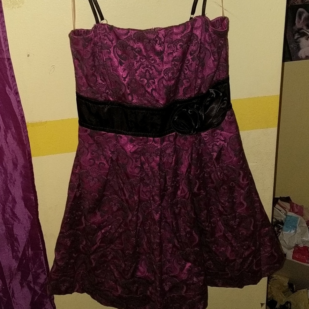 Speechless semi-formal dress